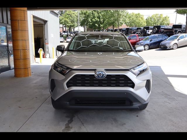 2022 Toyota RAV4 Hybrid XLE