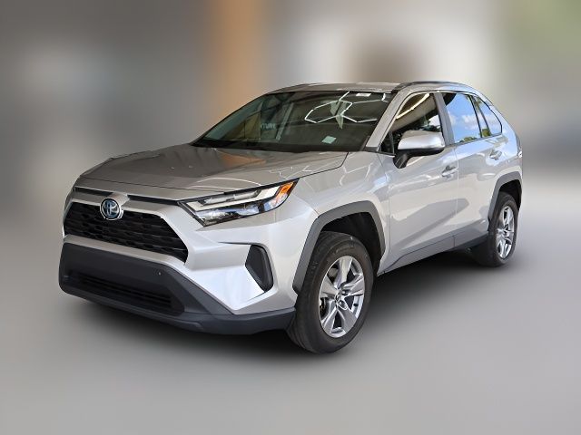 2022 Toyota RAV4 Hybrid XLE