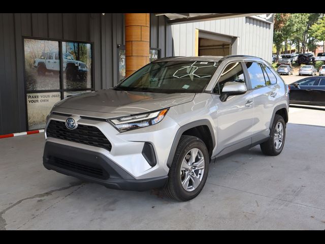 2022 Toyota RAV4 Hybrid XLE