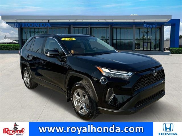 2022 Toyota RAV4 Hybrid XLE