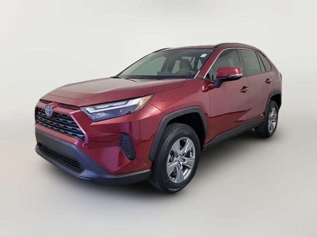 2022 Toyota RAV4 Hybrid XLE