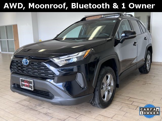 2022 Toyota RAV4 Hybrid XLE