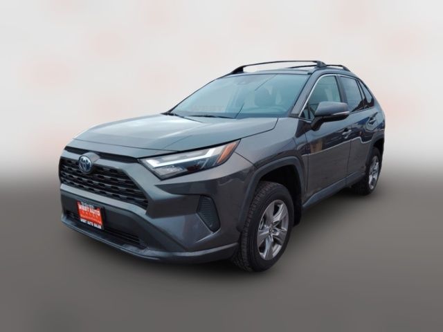 2022 Toyota RAV4 Hybrid XLE