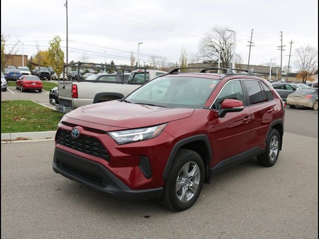 2022 Toyota RAV4 Hybrid XLE