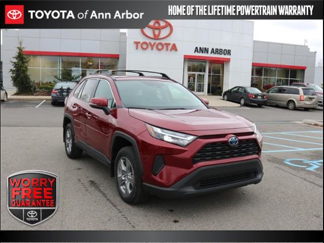 2022 Toyota RAV4 Hybrid XLE