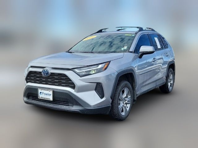 2022 Toyota RAV4 Hybrid XLE