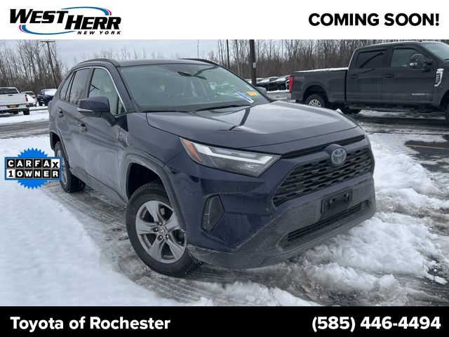 2022 Toyota RAV4 Hybrid XLE