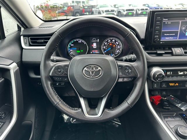 2022 Toyota RAV4 Hybrid XLE