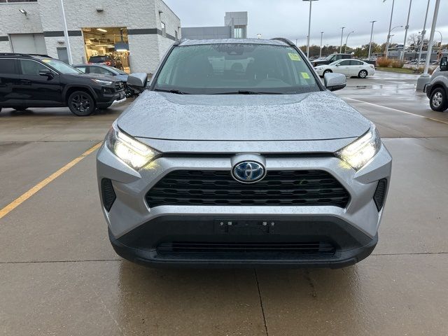 2022 Toyota RAV4 Hybrid XLE