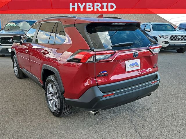 2022 Toyota RAV4 Hybrid XLE