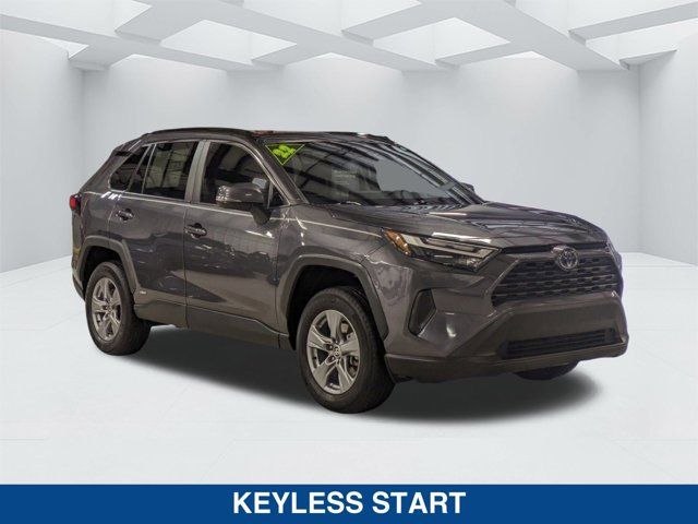 2022 Toyota RAV4 Hybrid XLE