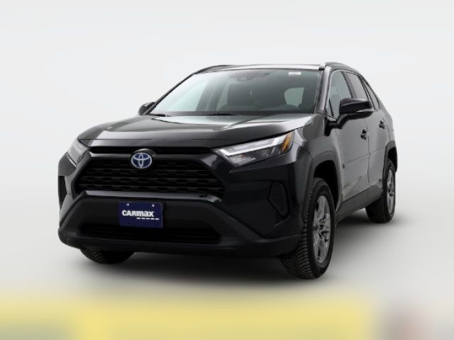 2022 Toyota RAV4 Hybrid XLE