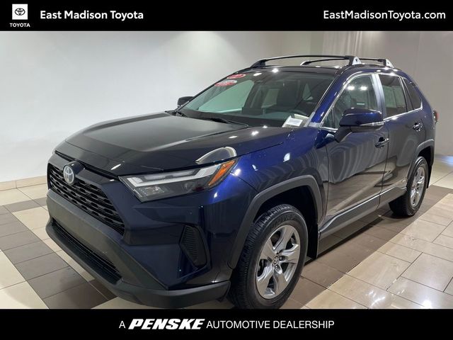 2022 Toyota RAV4 Hybrid XLE