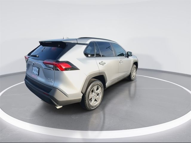 2022 Toyota RAV4 Hybrid XLE