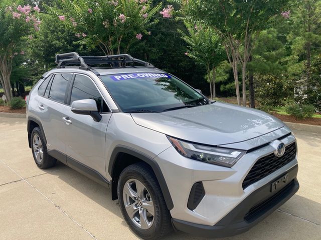 2022 Toyota RAV4 Hybrid XLE