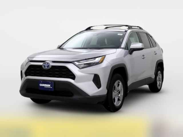 2022 Toyota RAV4 Hybrid XLE