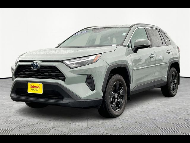 2022 Toyota RAV4 Hybrid XLE