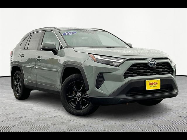 2022 Toyota RAV4 Hybrid XLE