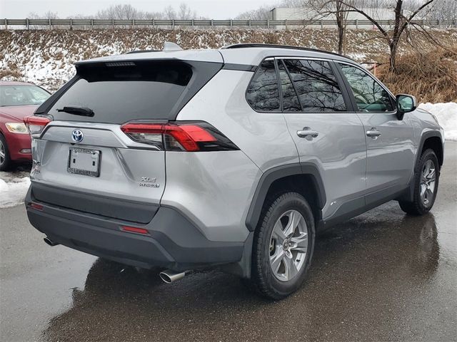 2022 Toyota RAV4 Hybrid XLE