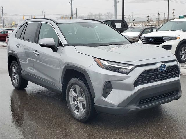 2022 Toyota RAV4 Hybrid XLE