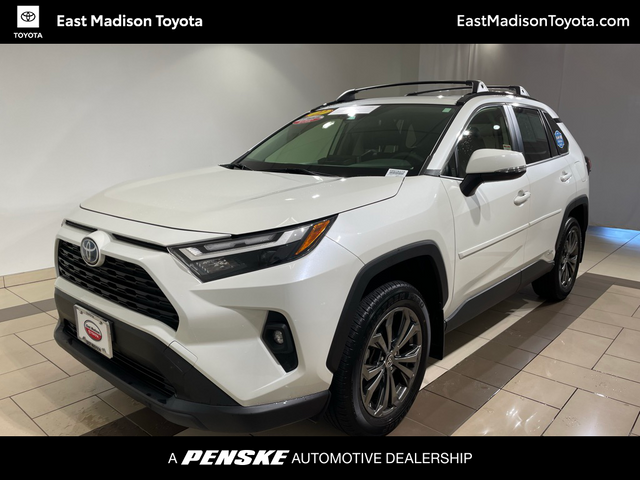 2022 Toyota RAV4 Hybrid XLE Premium