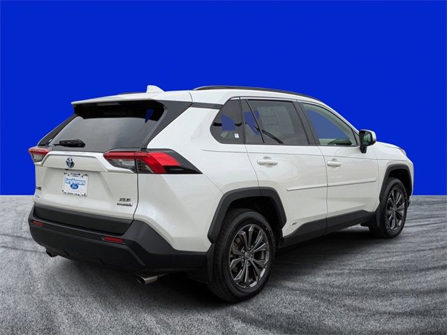 2022 Toyota RAV4 Hybrid XLE Premium