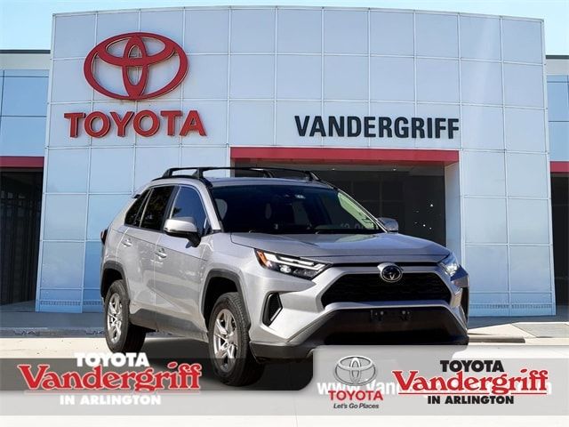 2022 Toyota RAV4 Hybrid XLE