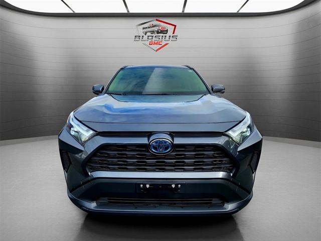 2022 Toyota RAV4 Hybrid XLE