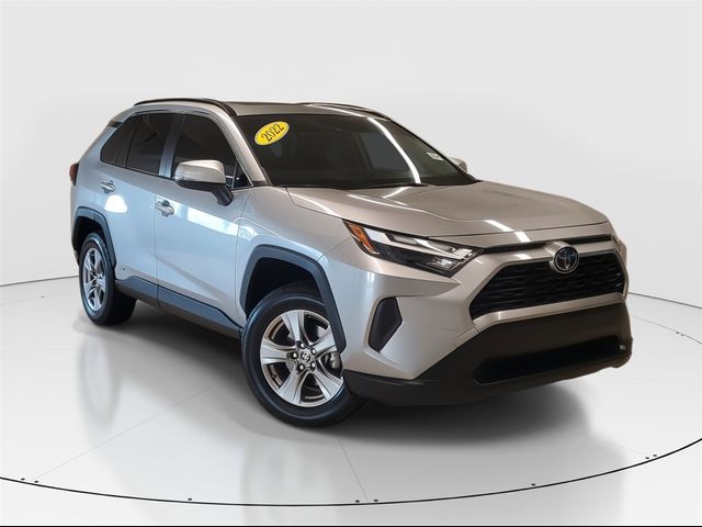 2022 Toyota RAV4 Hybrid XLE