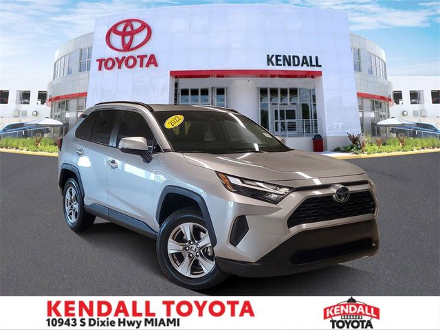 2022 Toyota RAV4 Hybrid XLE