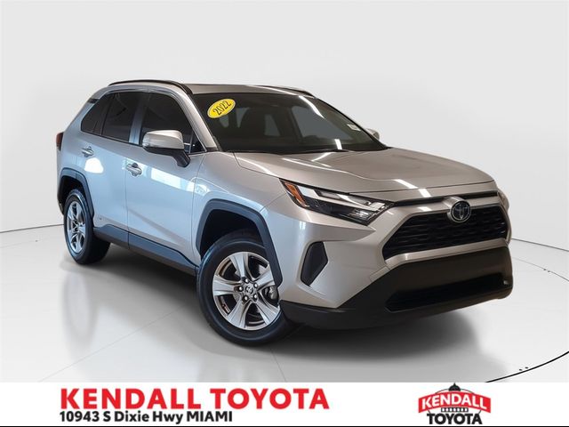 2022 Toyota RAV4 Hybrid XLE