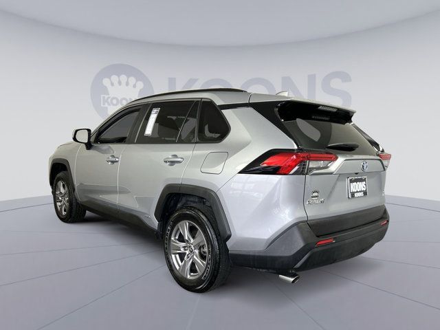 2022 Toyota RAV4 Hybrid XLE