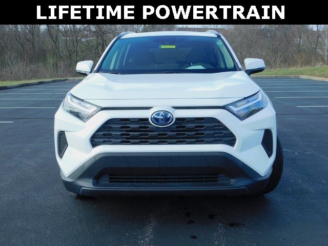 2022 Toyota RAV4 Hybrid XLE