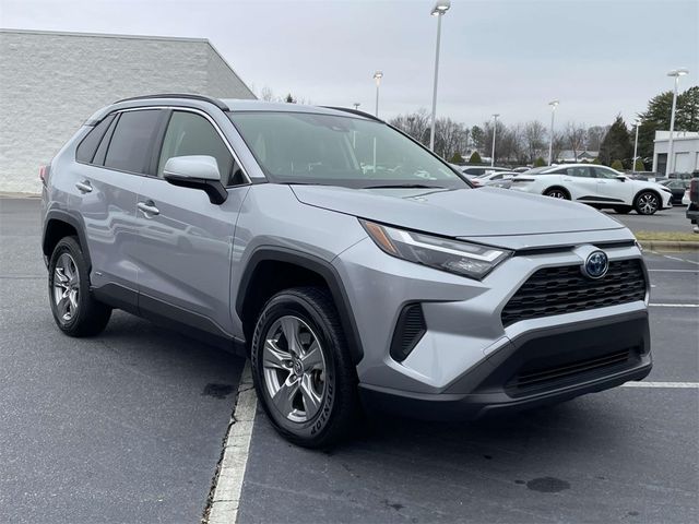 2022 Toyota RAV4 Hybrid XLE