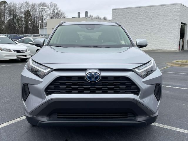 2022 Toyota RAV4 Hybrid XLE