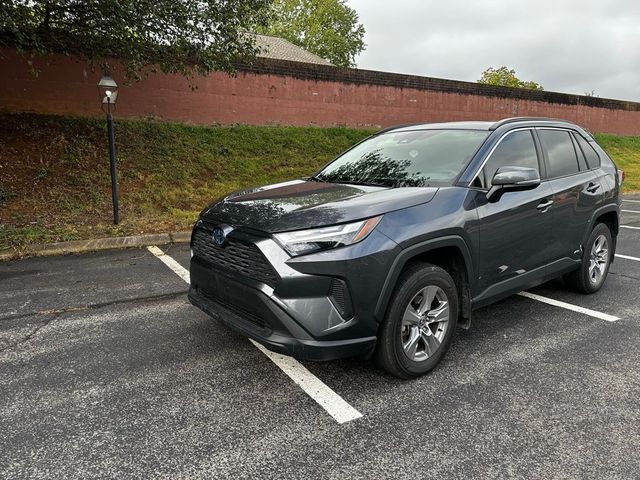 2022 Toyota RAV4 Hybrid XLE