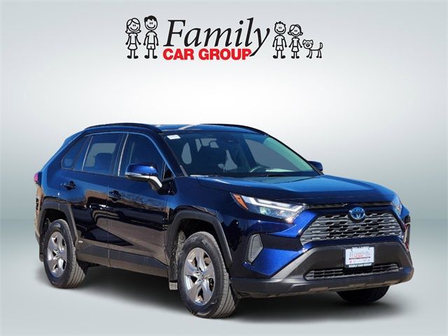 2022 Toyota RAV4 Hybrid XLE