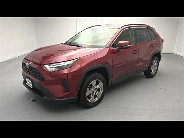 2022 Toyota RAV4 Hybrid XLE