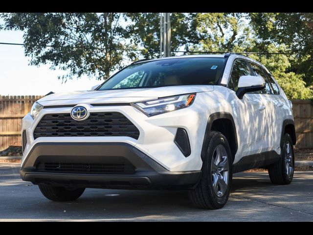 2022 Toyota RAV4 Hybrid XLE