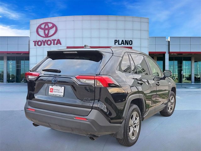 2022 Toyota RAV4 Hybrid XLE