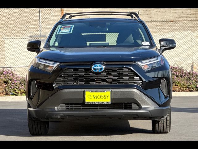 2022 Toyota RAV4 Hybrid XLE