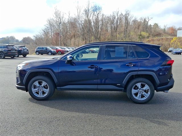 2022 Toyota RAV4 Hybrid XLE