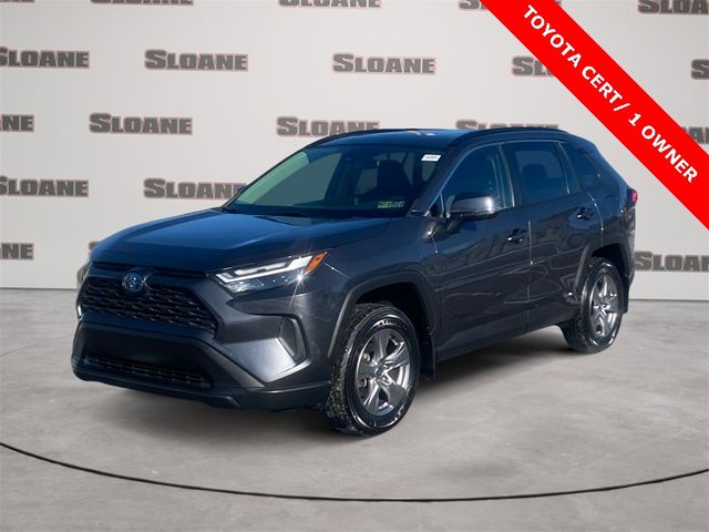 2022 Toyota RAV4 Hybrid XLE