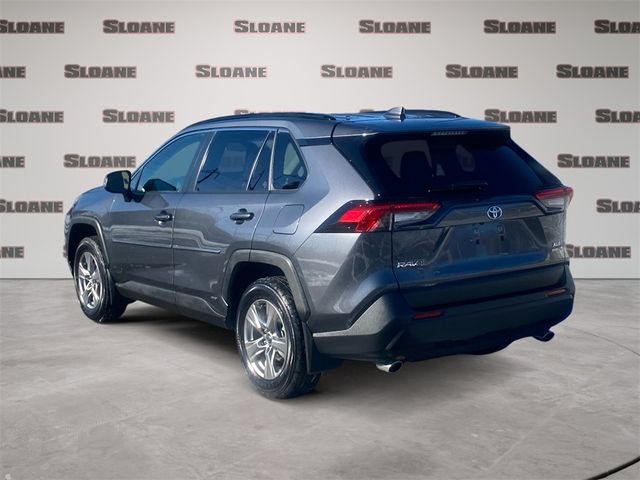 2022 Toyota RAV4 Hybrid XLE