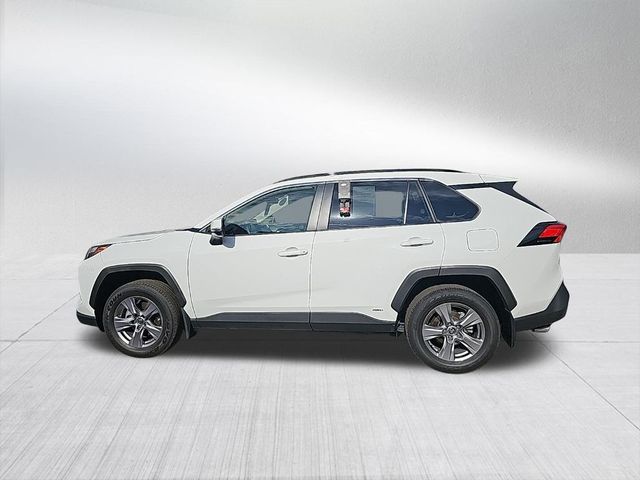 2022 Toyota RAV4 Hybrid XLE