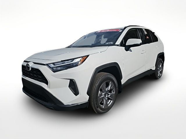 2022 Toyota RAV4 Hybrid XLE