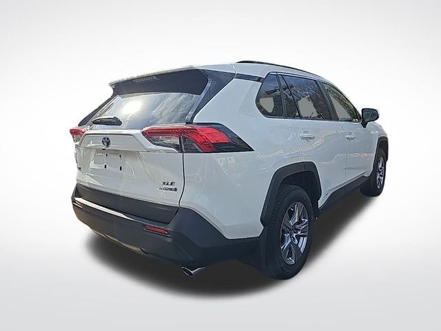 2022 Toyota RAV4 Hybrid XLE