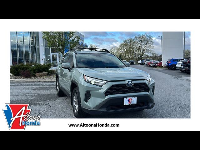2022 Toyota RAV4 Hybrid XLE
