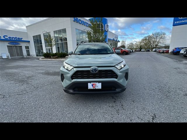 2022 Toyota RAV4 Hybrid XLE