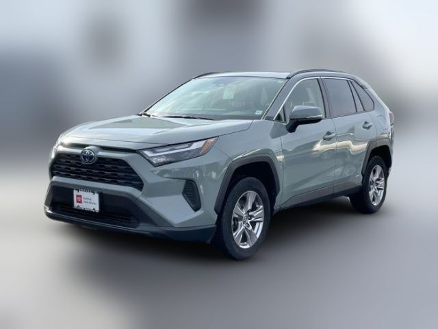 2022 Toyota RAV4 Hybrid XLE